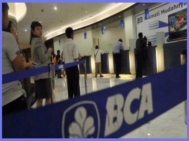 jam operasional bank bca